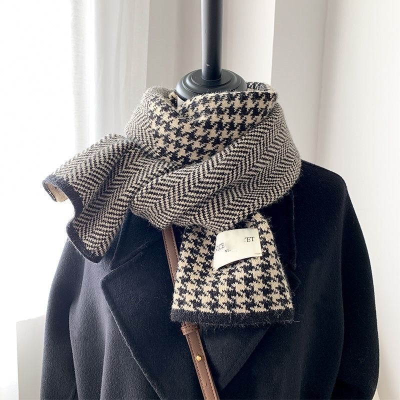 Women's Fashion Versatile Knitted Scarf